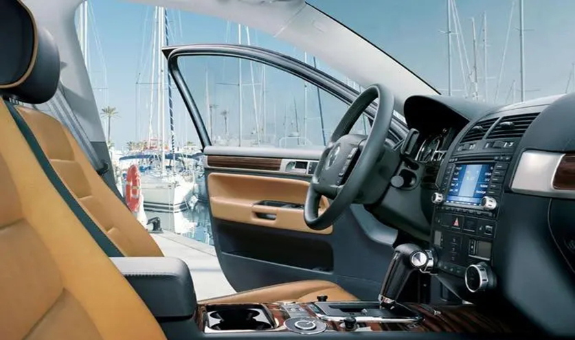 网约车坐不下去？原来是汽车内饰高温老化所致