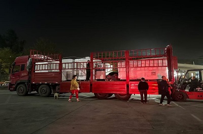 加班不停歇，全力保障客户订单按时交付